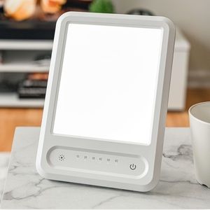 FRESHe TECH Light Therapy Lamp